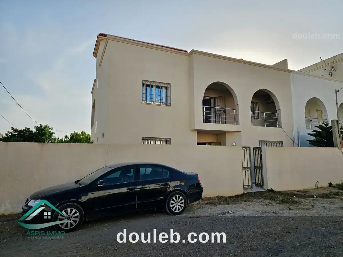 Vt1000 maison à 120 mètres de plage hammam ghzeez à Nabeul