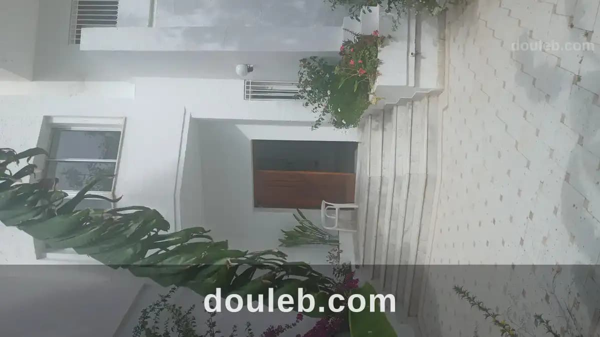 Pres ecole italienne villa avec jardin à Tunis
