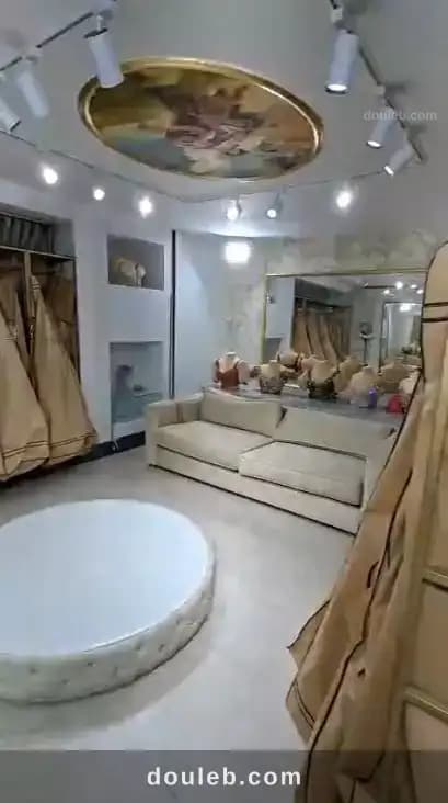 Fonds de commerce showroom avec matériel lac 2 à Tunis