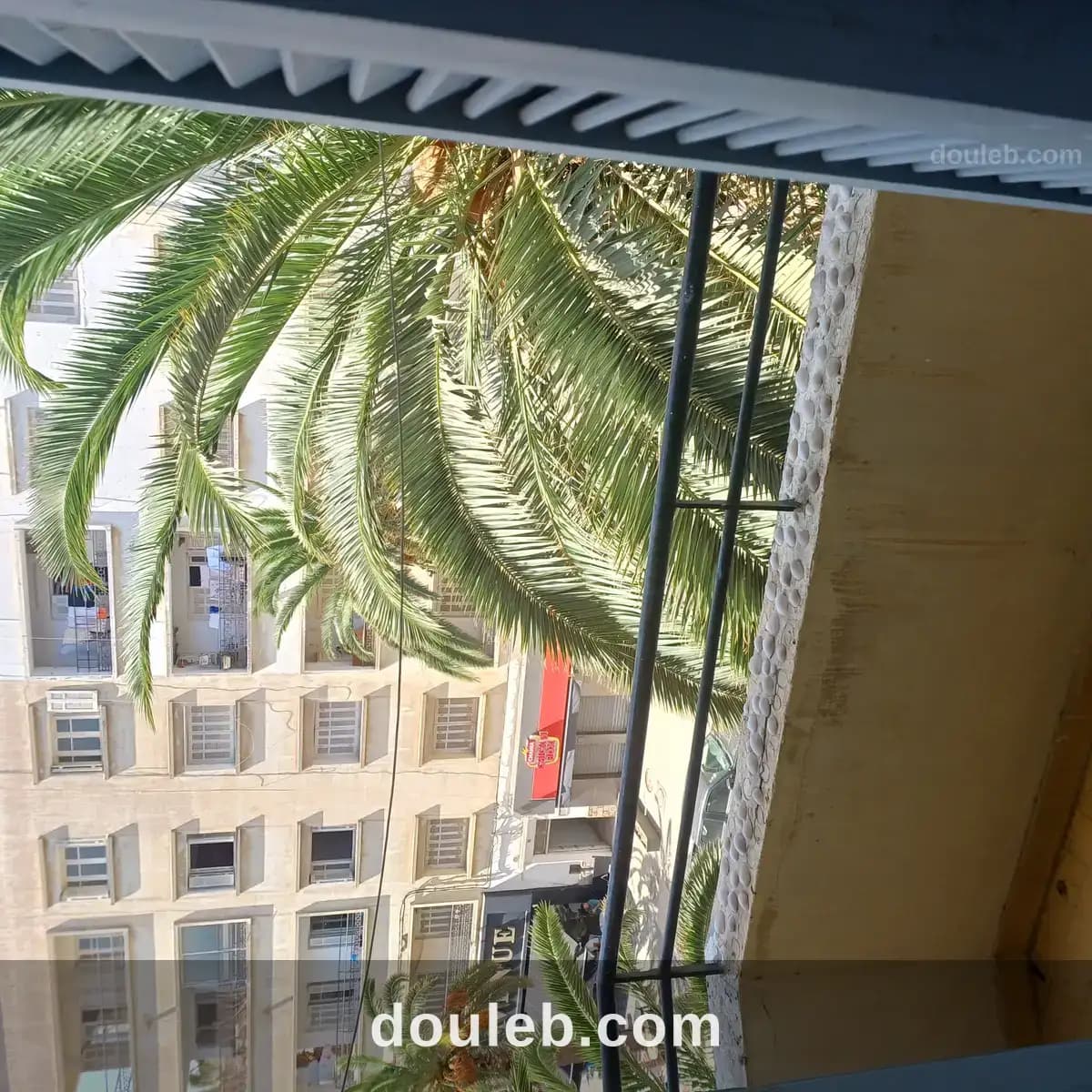 Appartement sur l'avenue hb sfax à Sfax
