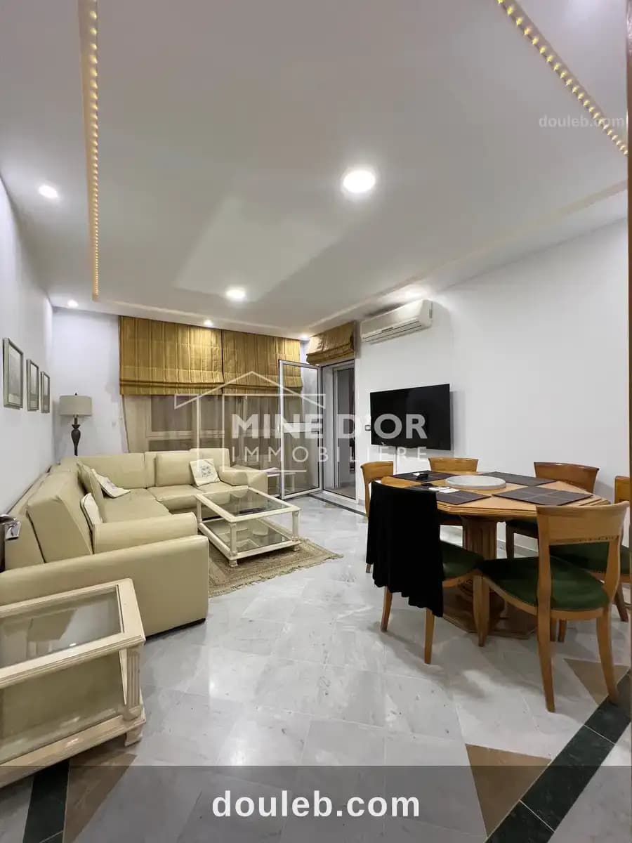 Appartement s2 richement meublé au centre urbain à Tunis