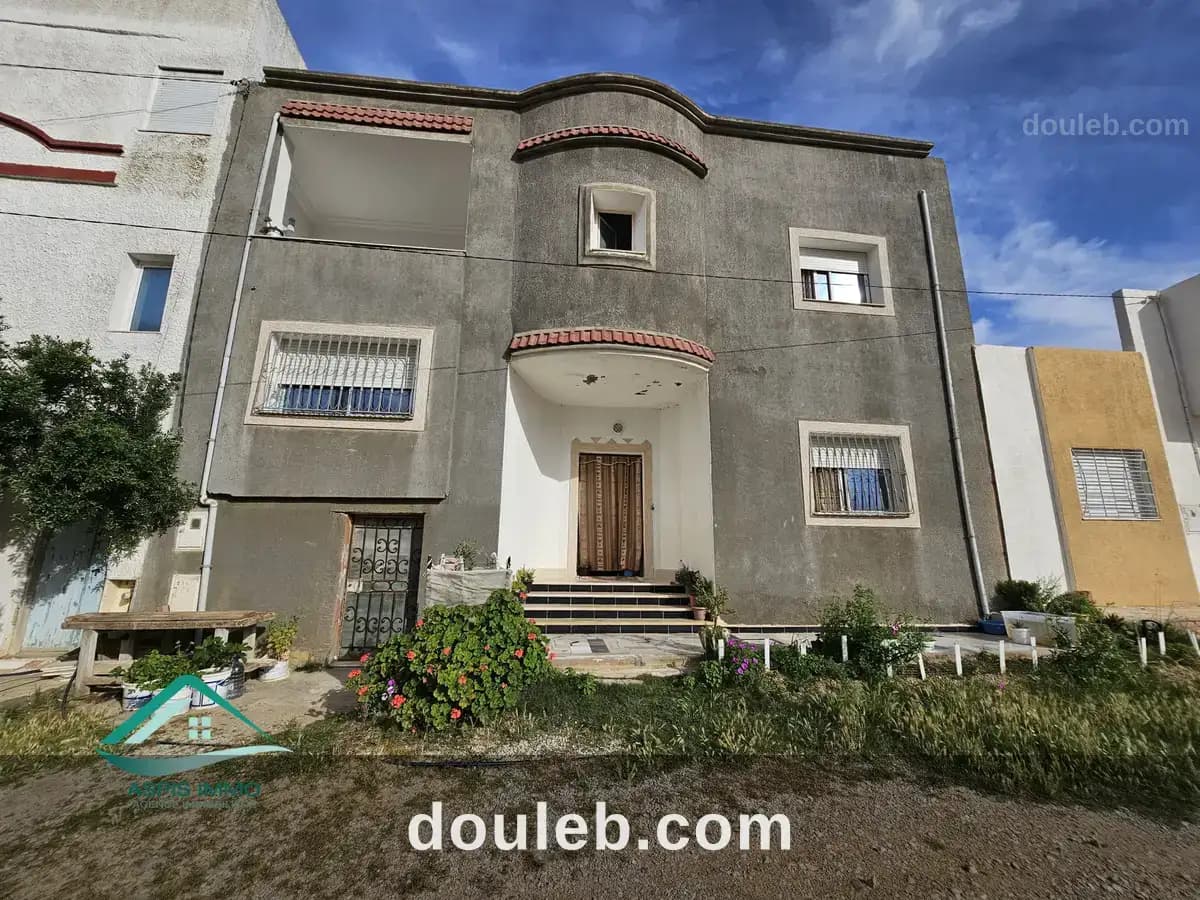 Vt945 maison 150 m2 à hammam ghzeez à Nabeul