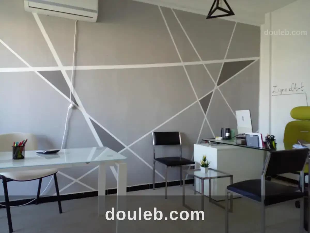 Un bureau au du centre ville à Bizerte
