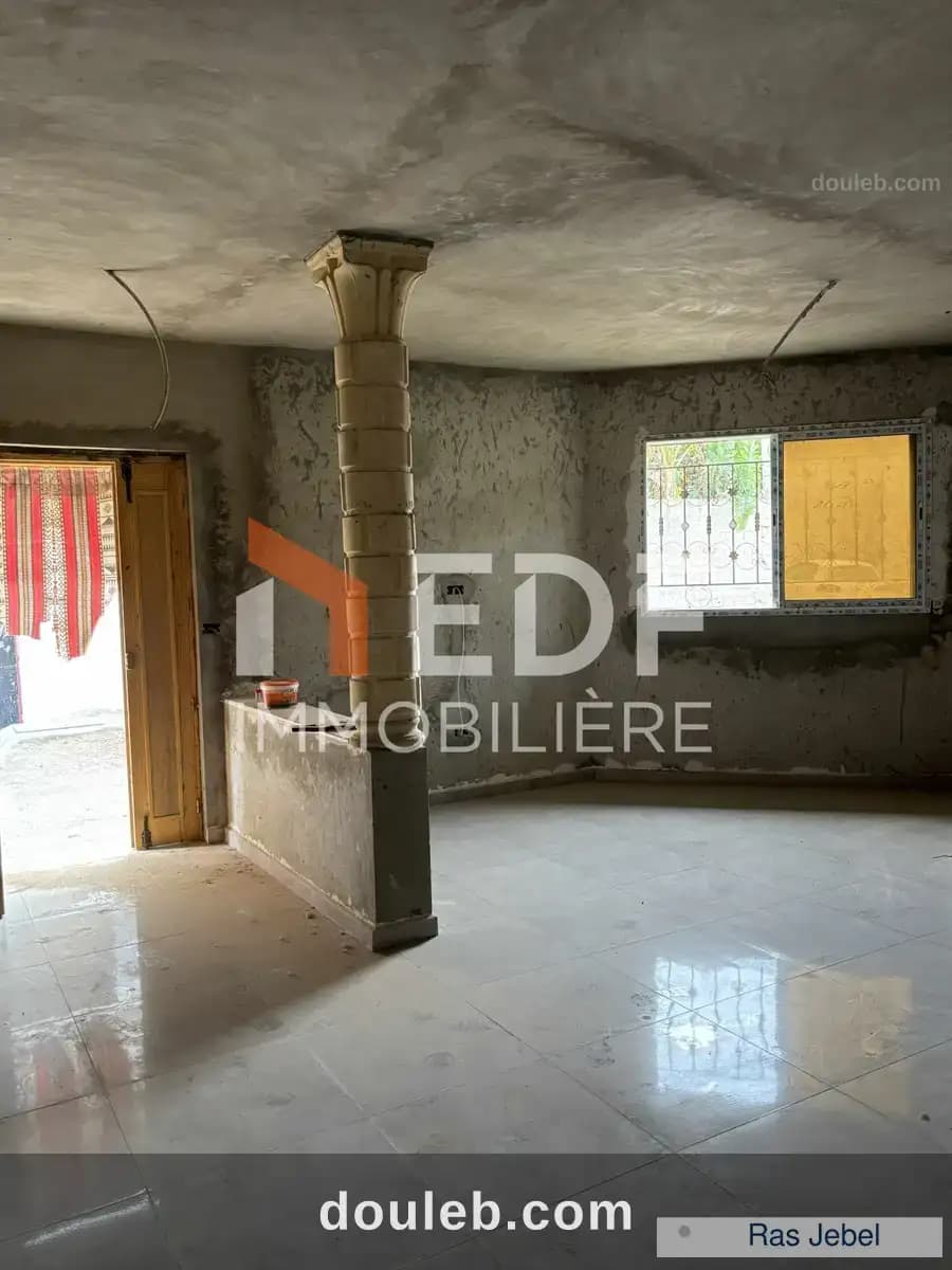 Maison s2 avec garage à ras jebel à Bizerte