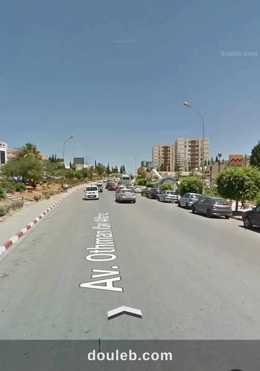 Manzah 6 avenue othmen ibin affen à Ariana