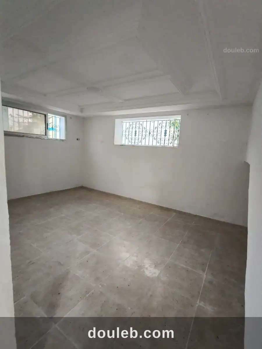 Garage atelier 200 m2 idéal pour projet - Miniature 3