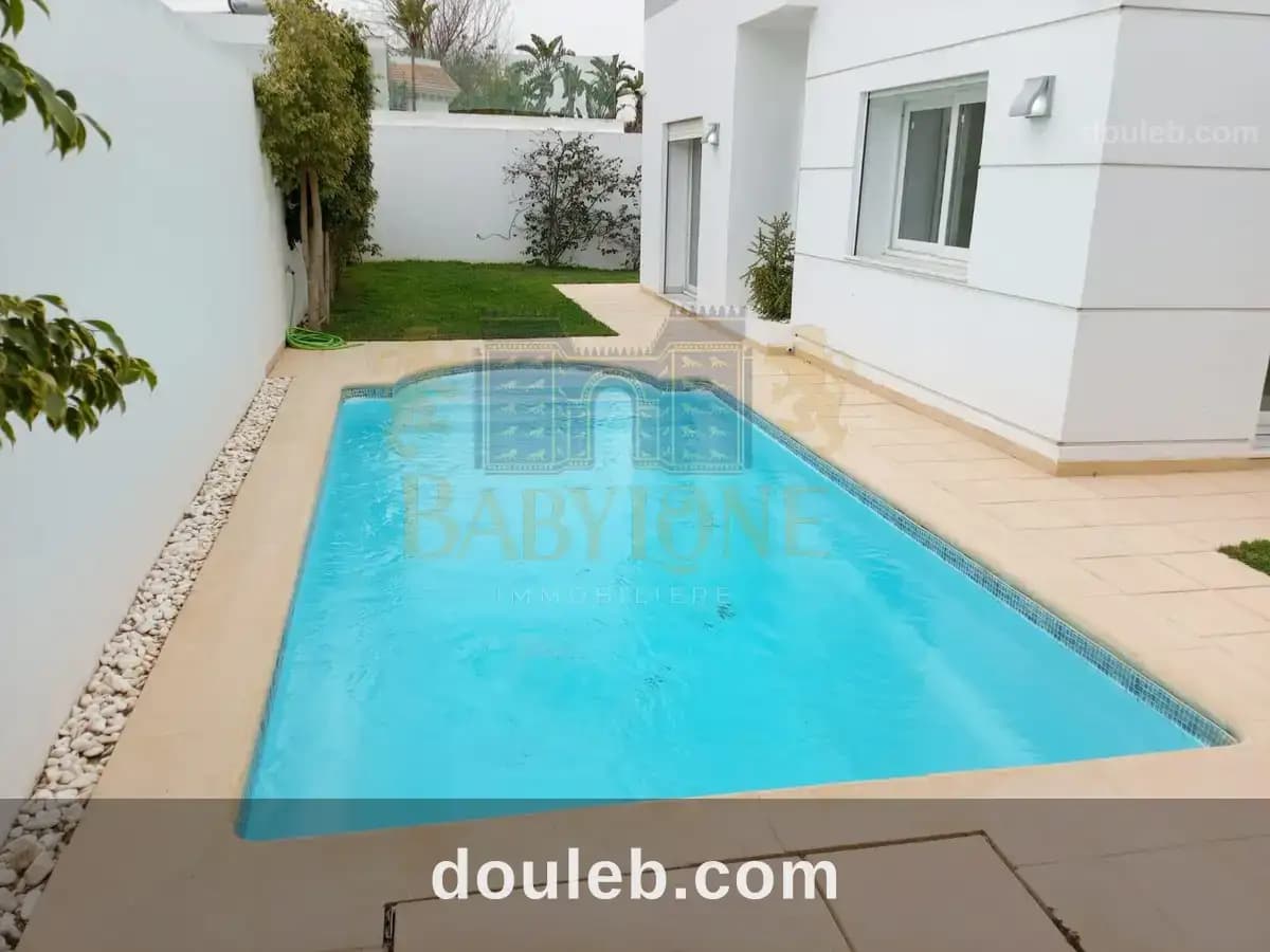 Villa avec piscine à la soukra à Ariana