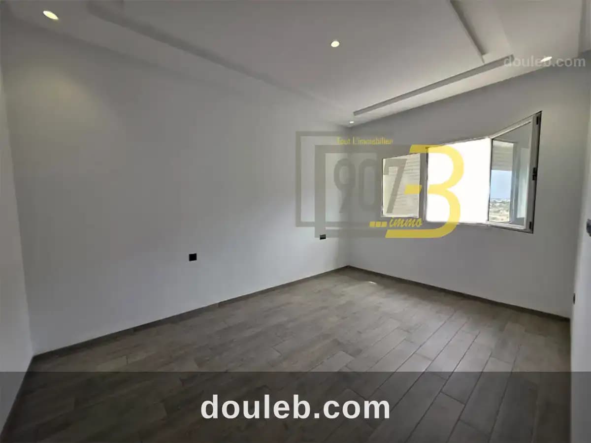 Un bel appartement s1 à soukra - Miniature 4