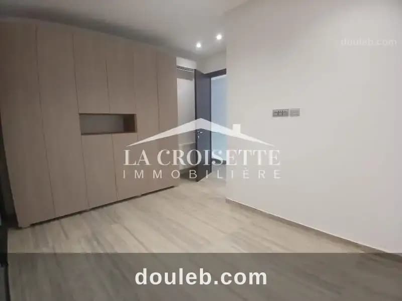 Duplex s3 avec piscine à la marsa mdl0695 - Miniature 3