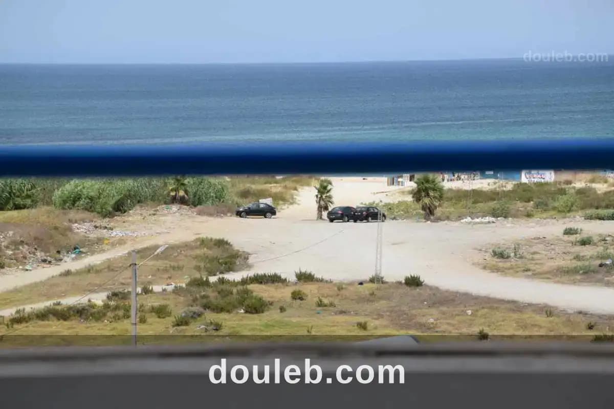 Appartement en face de la mer bizerte - Miniature 2