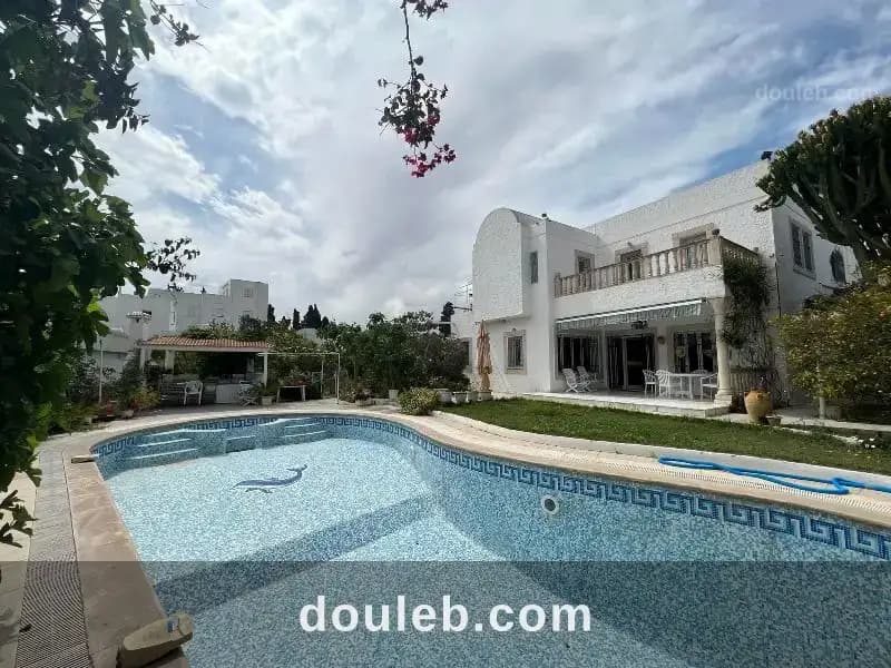 V380 villa karam el corniche r à Nabeul
