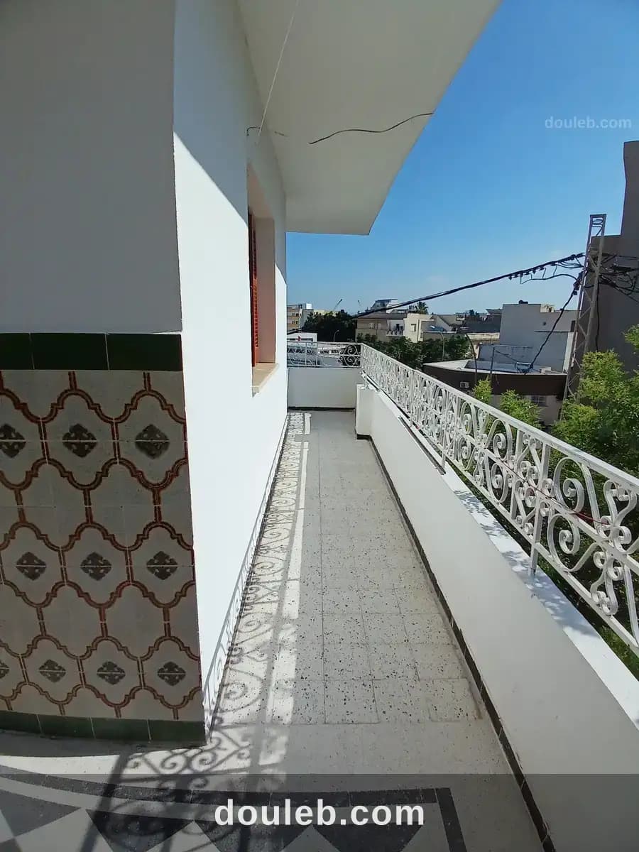 Étage d'une maison au plein centre ville bizerte à Bizerte