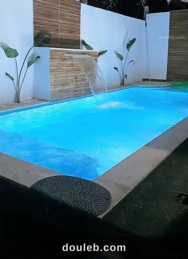 Ennasr 2 duplex avec piscine à Ariana