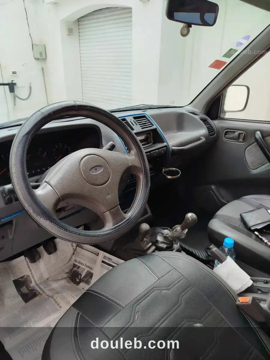 Nissan terrano ford maverick 7 places - Miniature 4