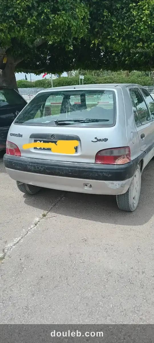 Saxo bon etat à Ariana