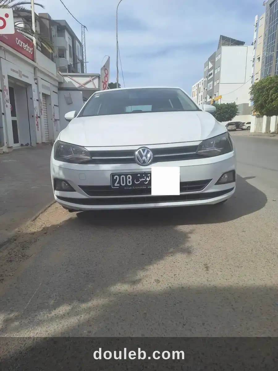 Polo 8 premier main à Sfax