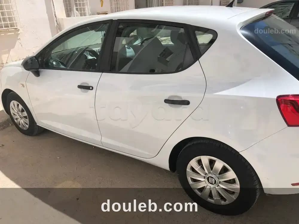 Seat ibiza 5cv - Miniature 2
