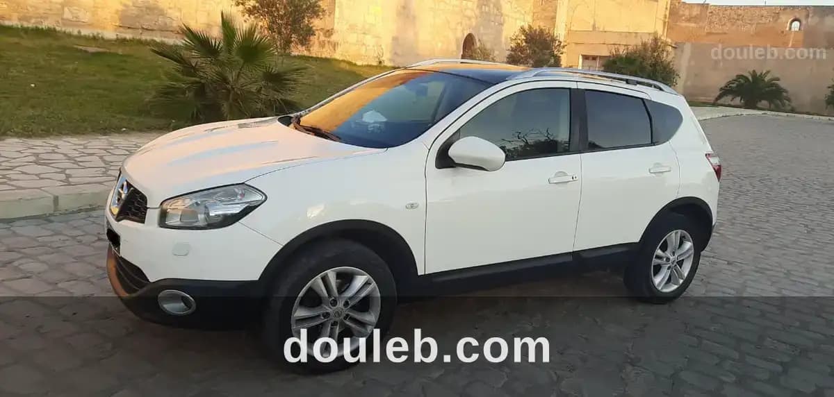 Nissan qashqai tekna j10 à Sousse