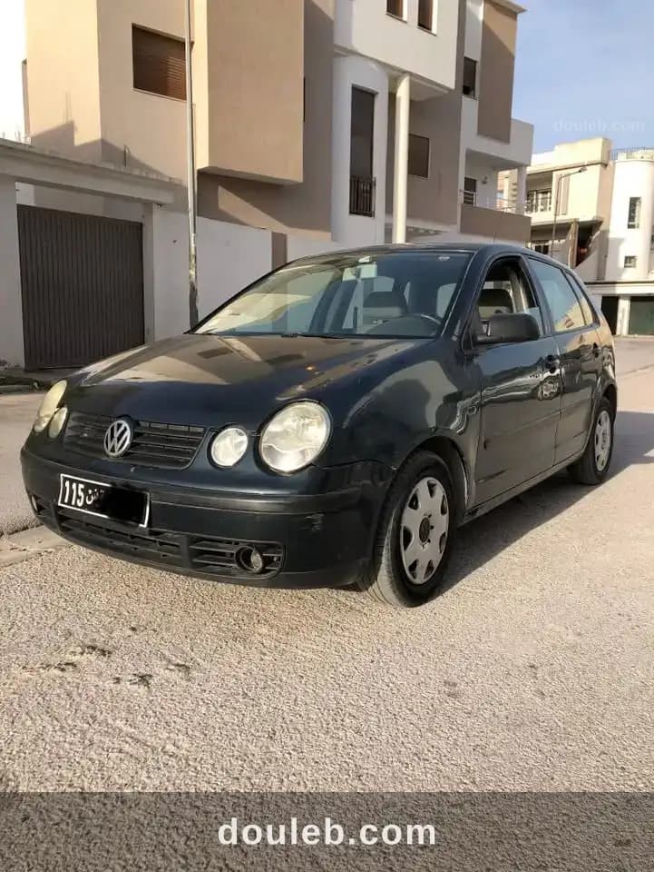 Belle polo 5 4cv 2004 à Tunis