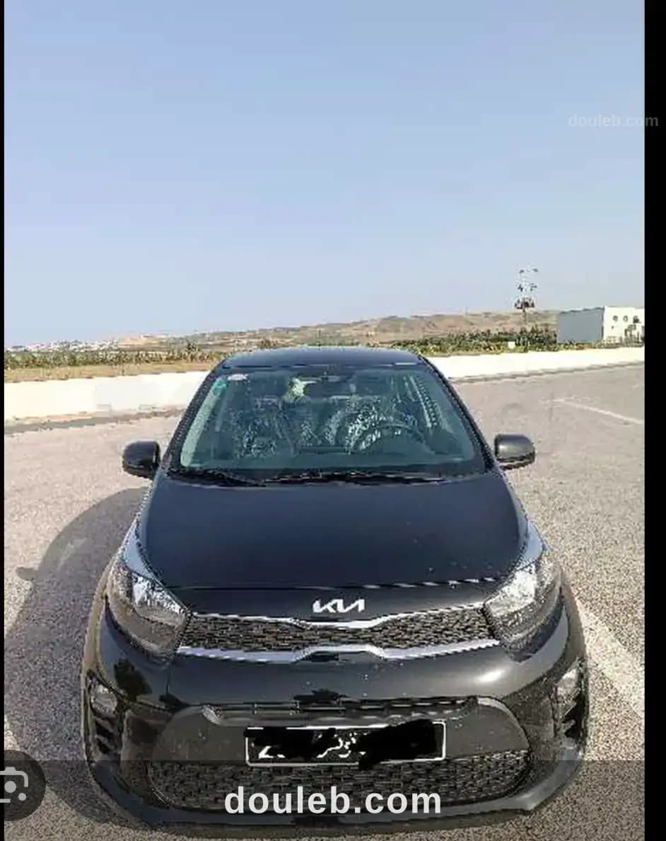 Kia picanto populaire mta3 ksiba à Sfax