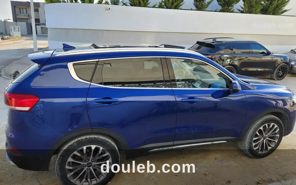 Haval h6 bleu à Ariana