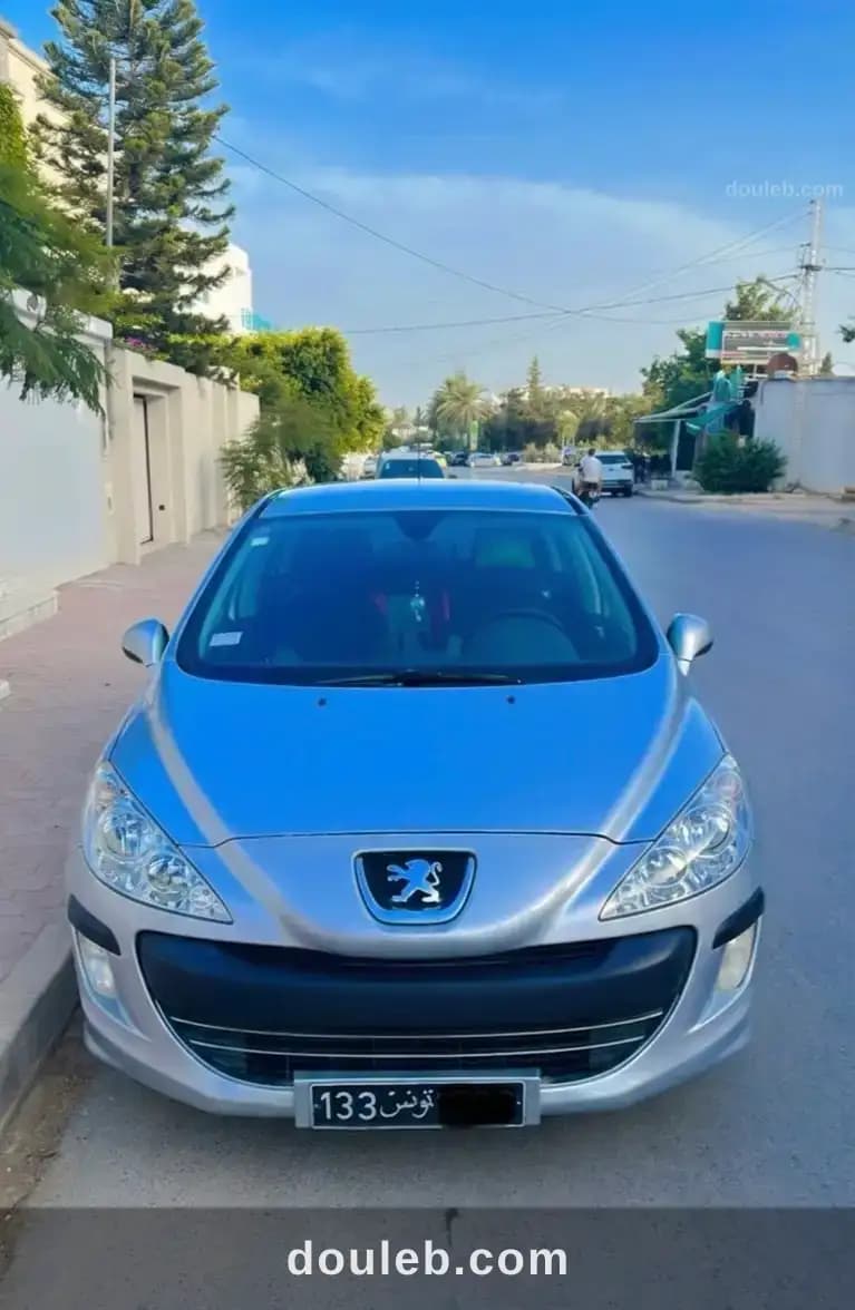 Peugeot 308 à Ariana