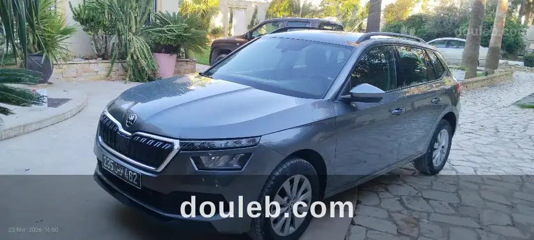 Skoda kamiq boite auto etat neuf à Ariana