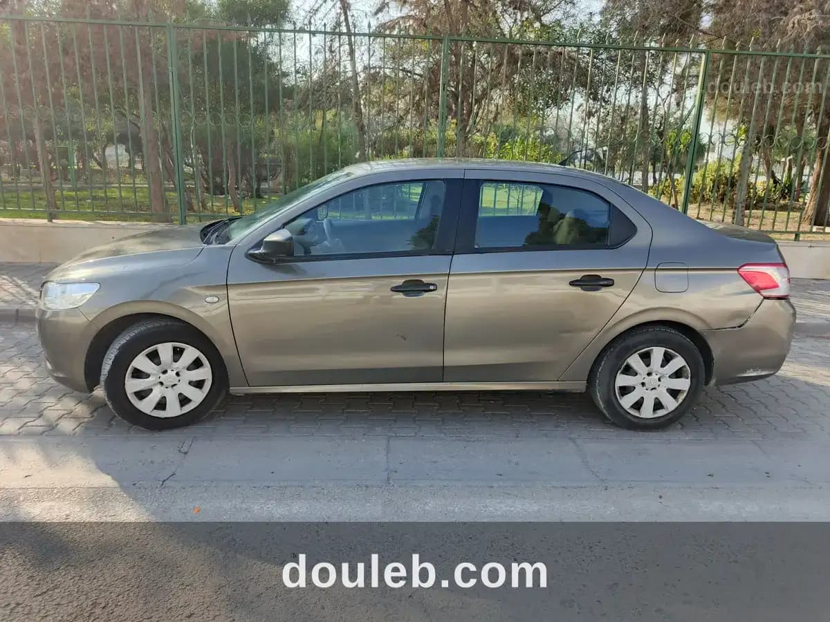 Peugeot 301 - Miniature 4