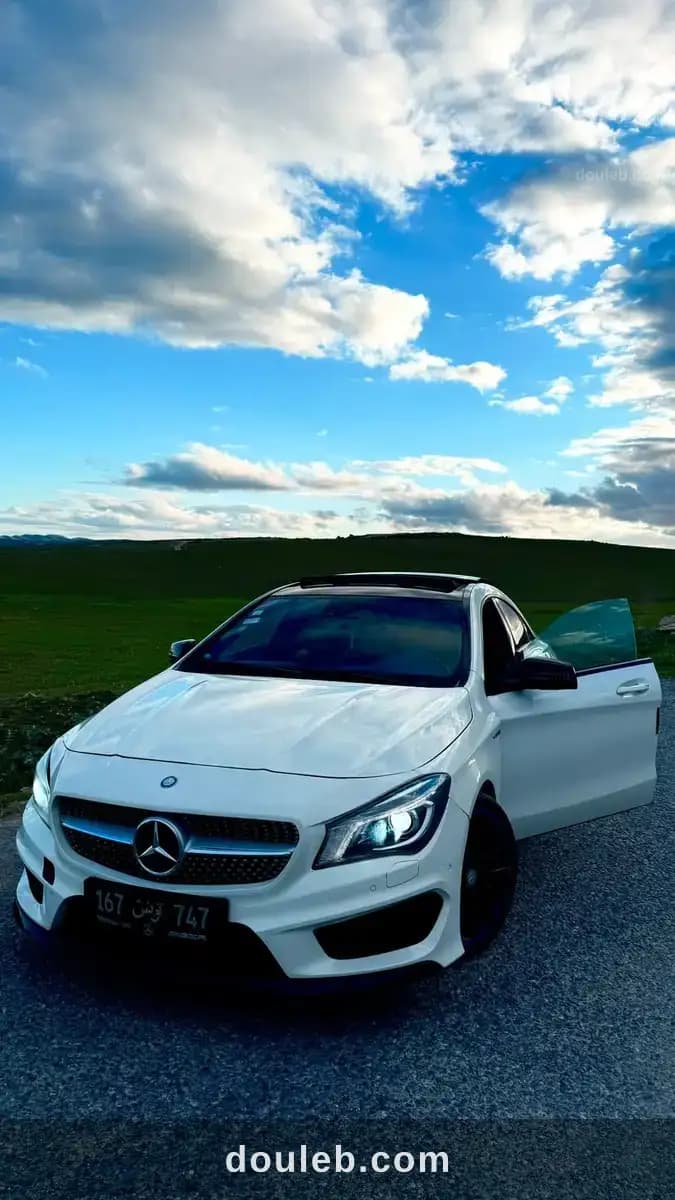 Mercedes benz cla200 amg à Ben Arous