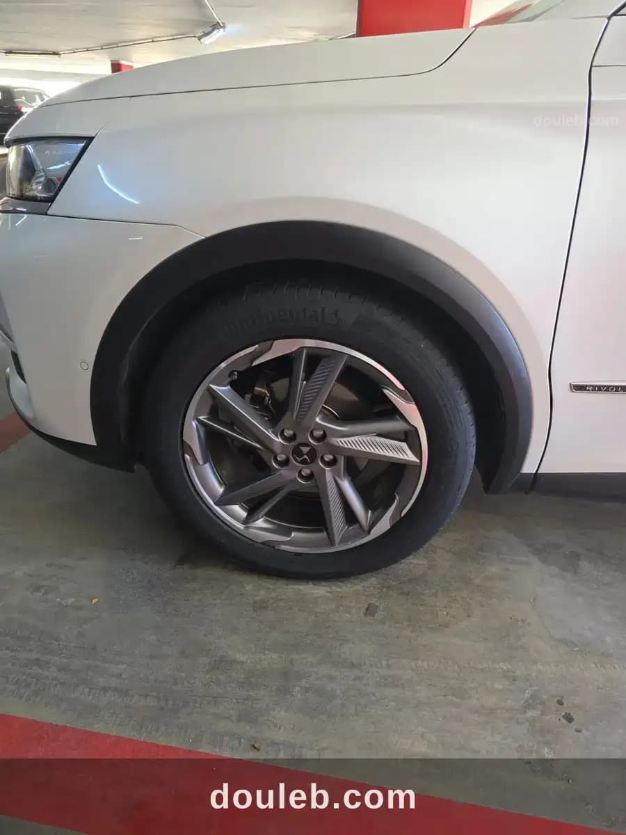 Ds7 en très bonne état à Tunis