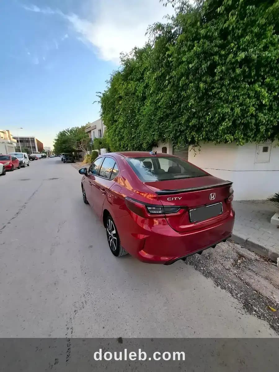 Honda city sport à Ariana