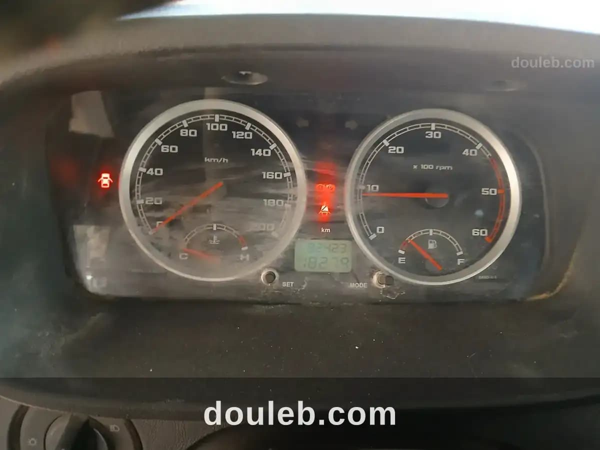 Tata xenon 4 portes à Sousse