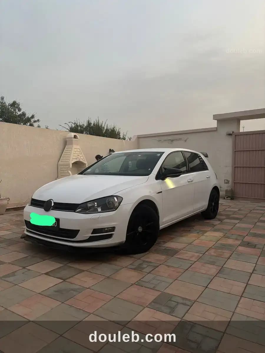 Golf 7 tsi bluemotion trés bonne état à Bizerte