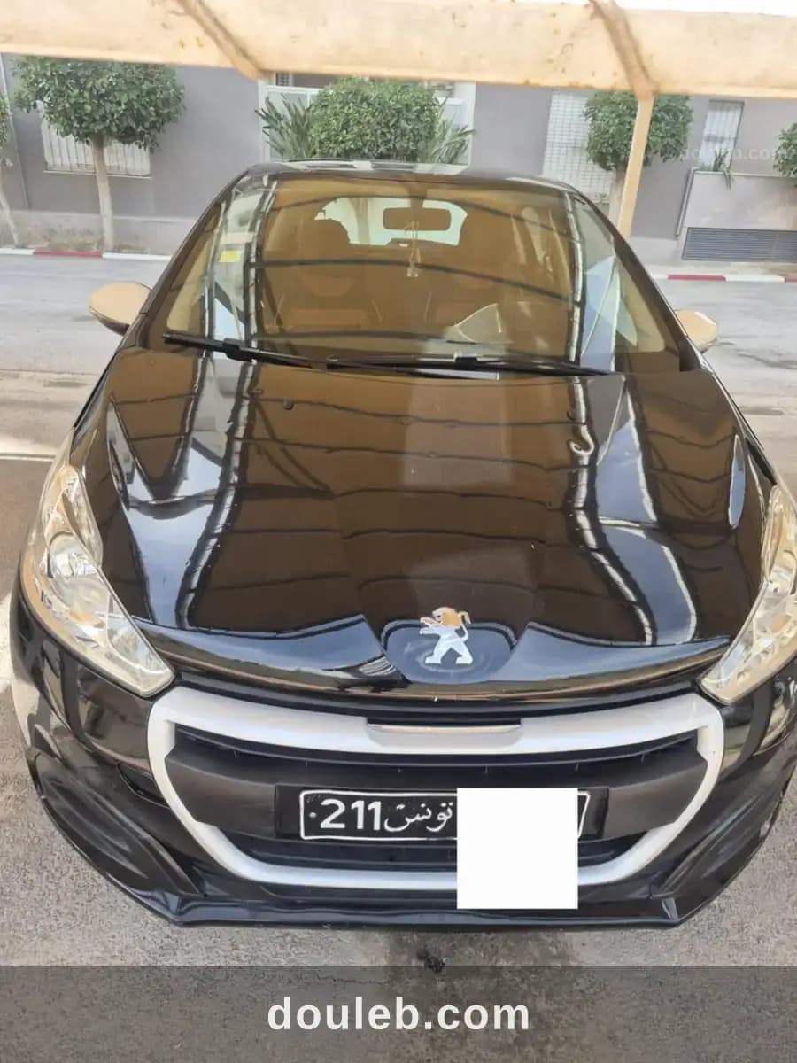 Peugeot 208 année 2019 à Ariana