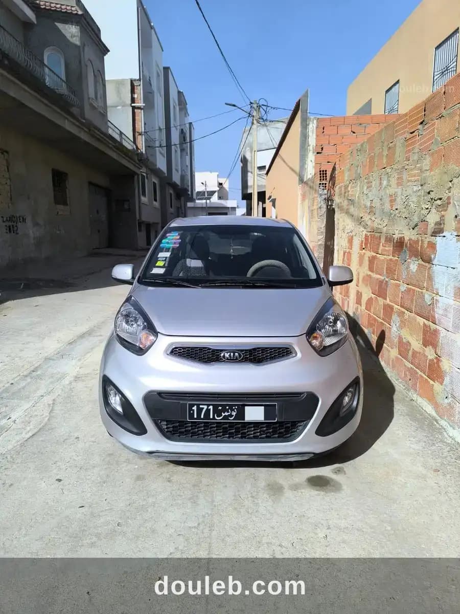 Kia picanto première main 99200 km à Bizerte