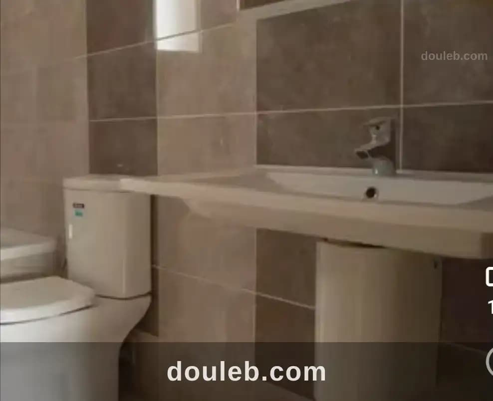 Diar be mahmoud agba un s3 1er etage à Tunis
