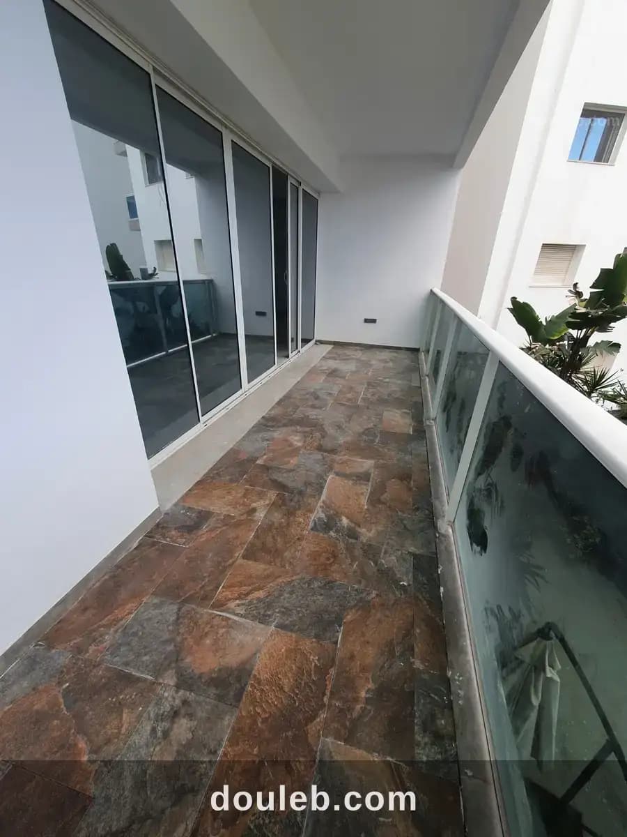 Lac2 grand apparemment 205m2 - Miniature 4