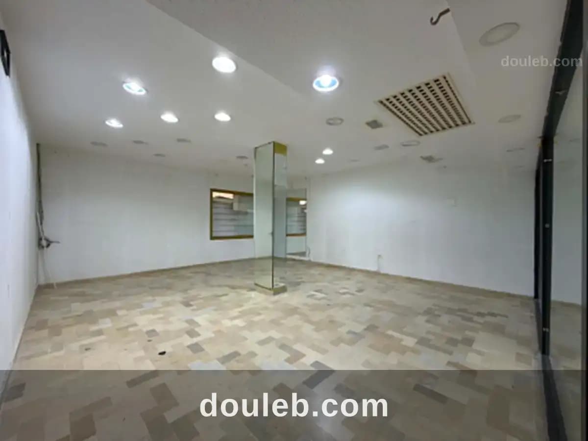 Local de 35m à menzah 9 centre x à Tunis