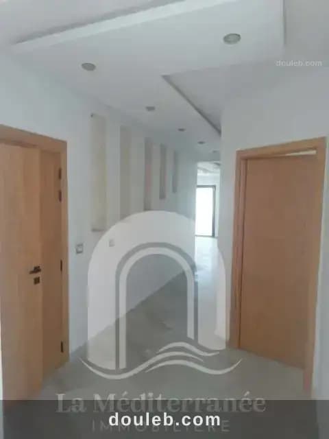 Immeuble neuf madina jadida à Ben Arous