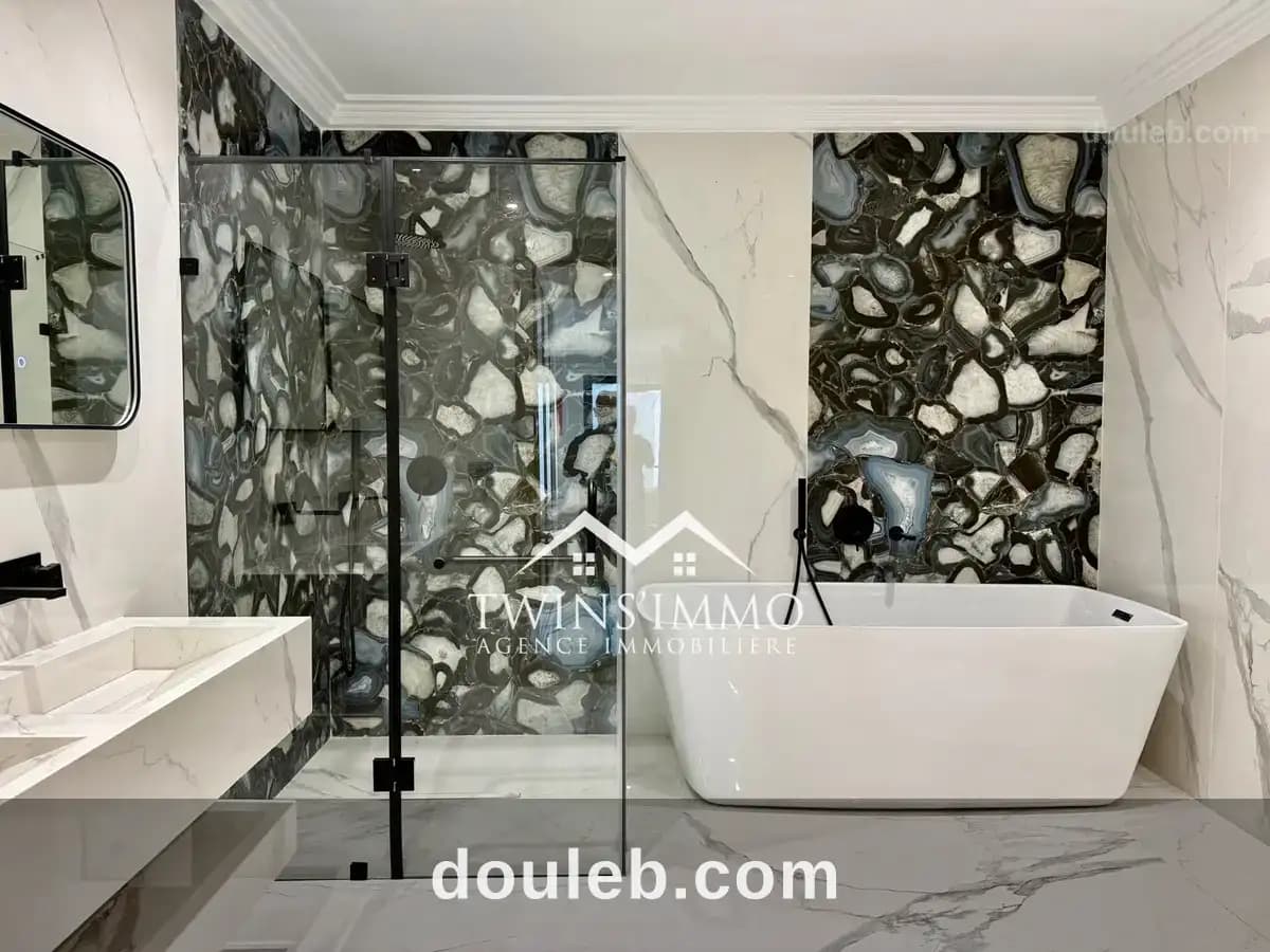 Luxueux appartement s3 meublé front mer - Miniature 4
