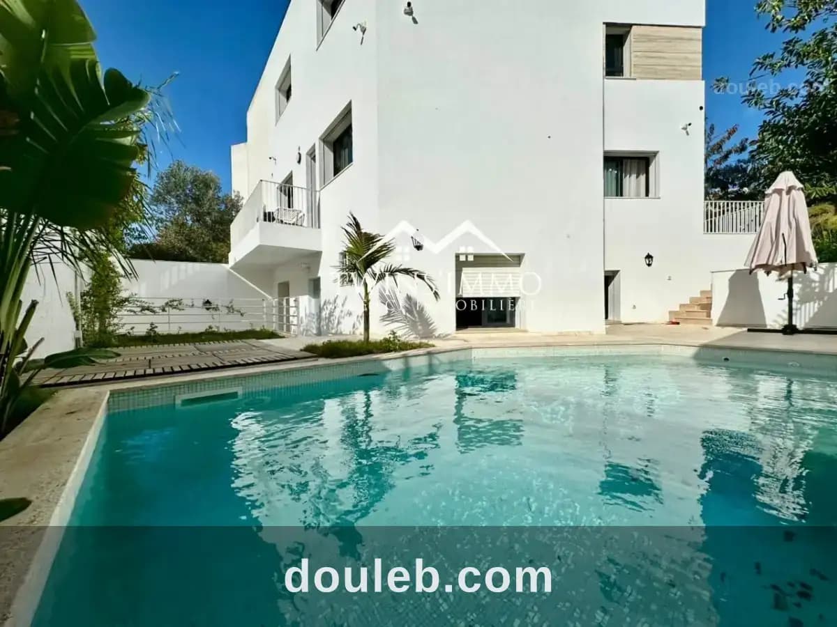 Villa s5 meublée à la marsa à Tunis