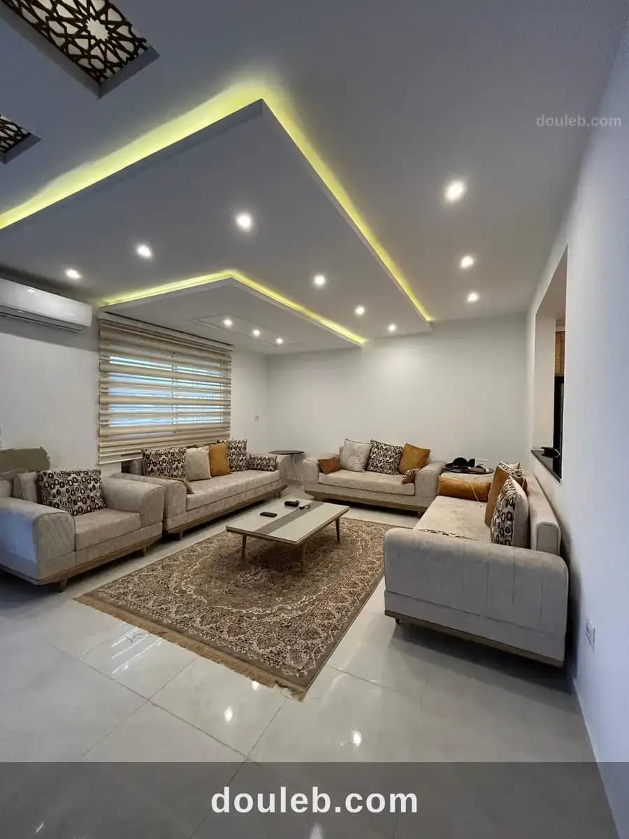 Prestigieuse villa avec studio a kélibia à Nabeul