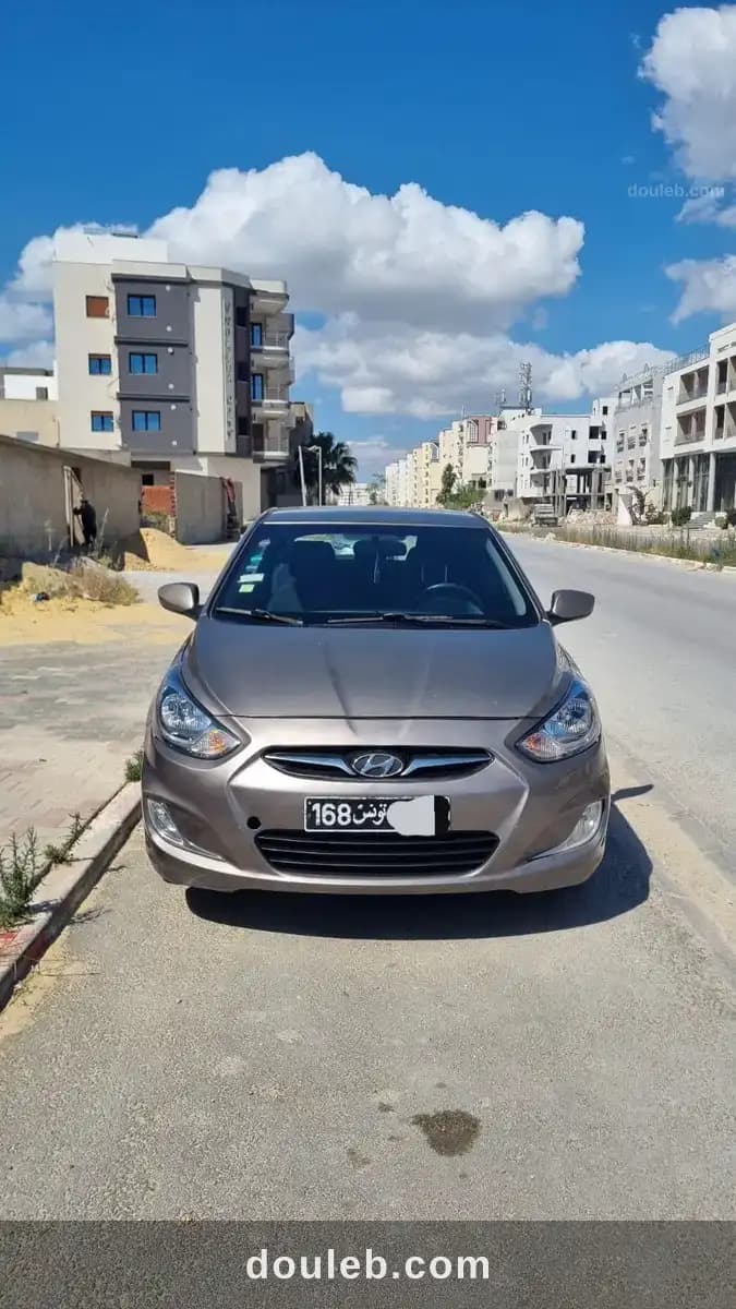 Hyundai accent - Miniature 4