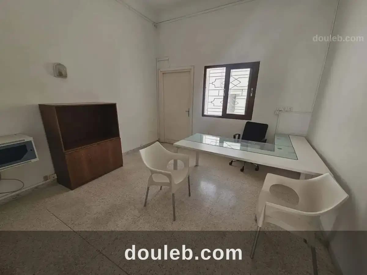 Bureau h3 meuble ou vide à Tunis