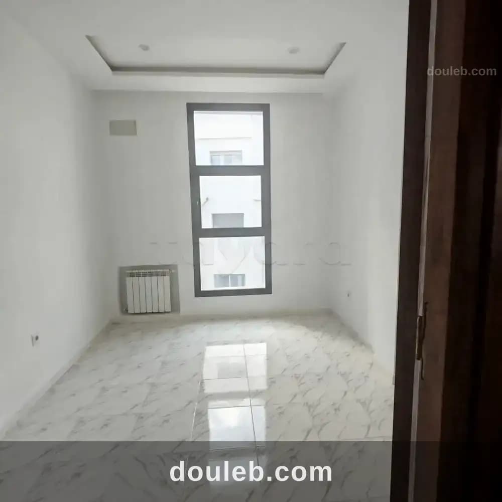 Un magnifique étage de villa s3 à marsa tabak à Tunis