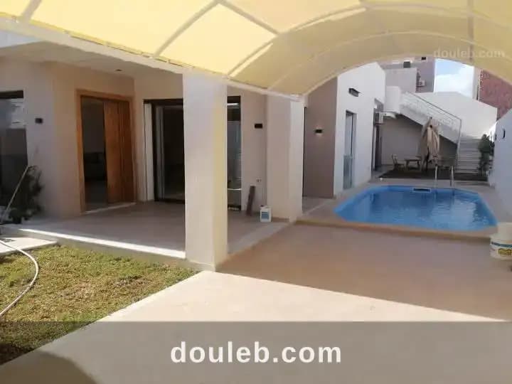 Une villa de luxe a plage el mansoura kelibia à Nabeul