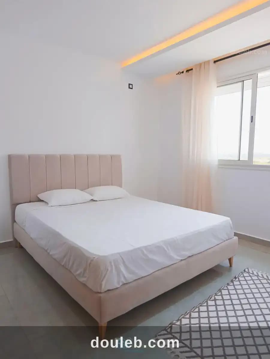 Appartement de haut standing a 150 m de la plage - Miniature 4