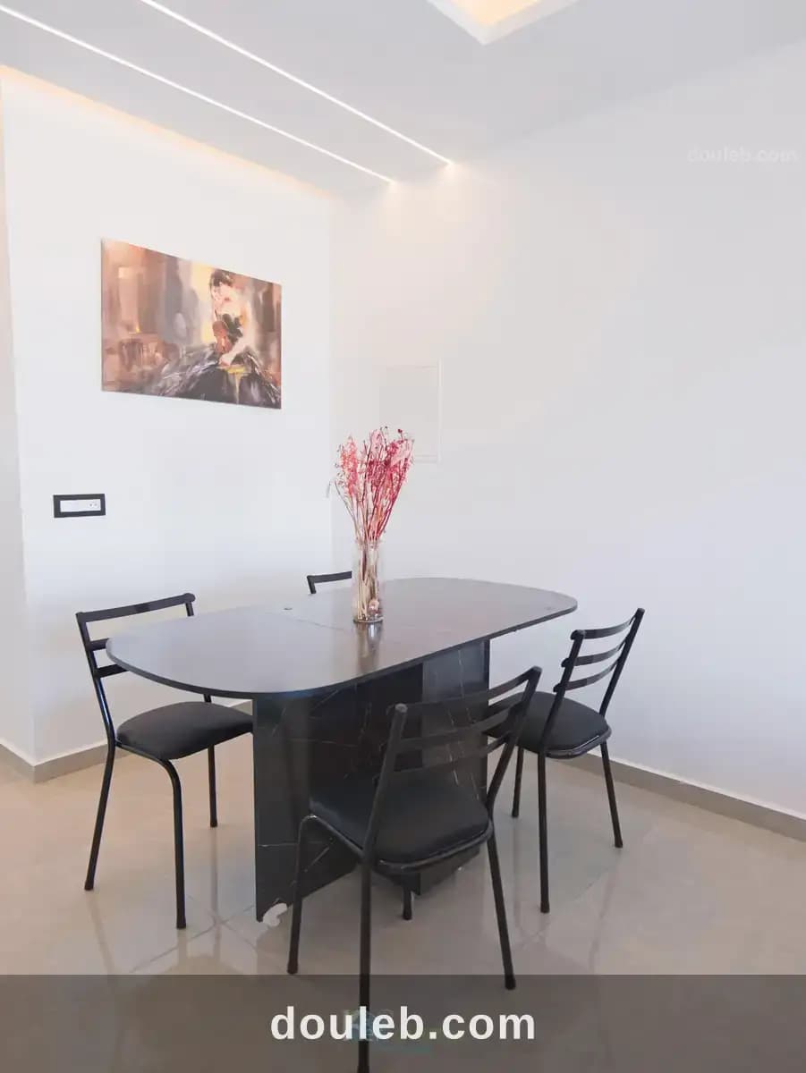 Appartement de haut standing a 150 m de la plage - Miniature 5