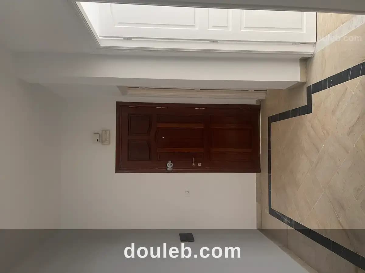 Appartement très bien situé à Ariana