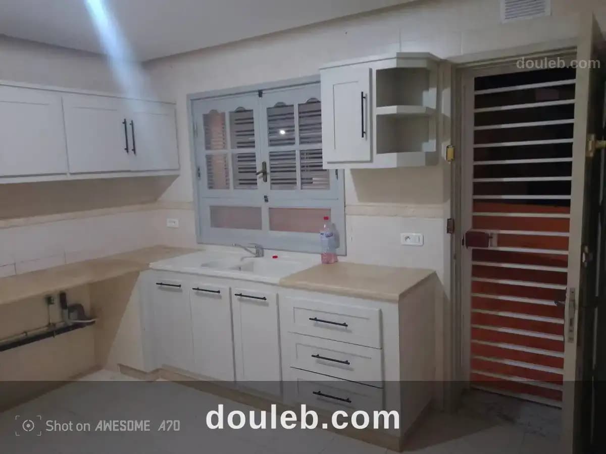 Ennkhilette loc etage s4 de villa - Miniature 4